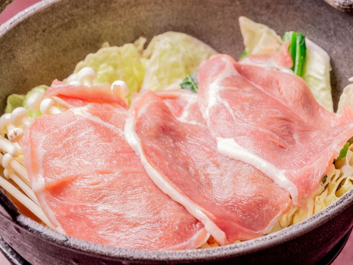 *Contoh makan malam (hidangan daging)