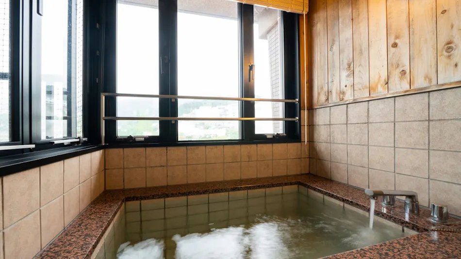 Oniyama Hotel: Beppu's Largest Open-Air Bath Accommodation