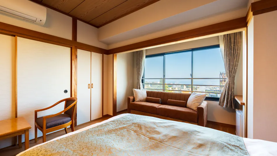 Oniyama Hotel: Beppu's Largest Open-Air Bath Accommodation