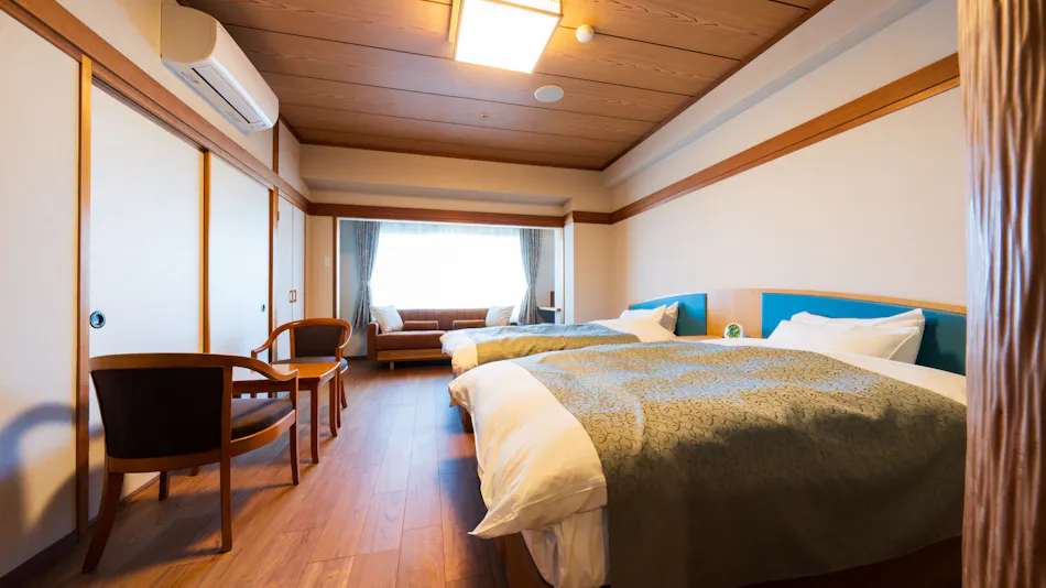 Oniyama Hotel: Beppu's Largest Open-Air Bath Accommodation
