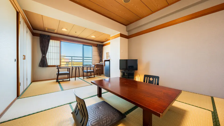 Oniyama Hotel: Beppu's Largest Open-Air Bath Accommodation