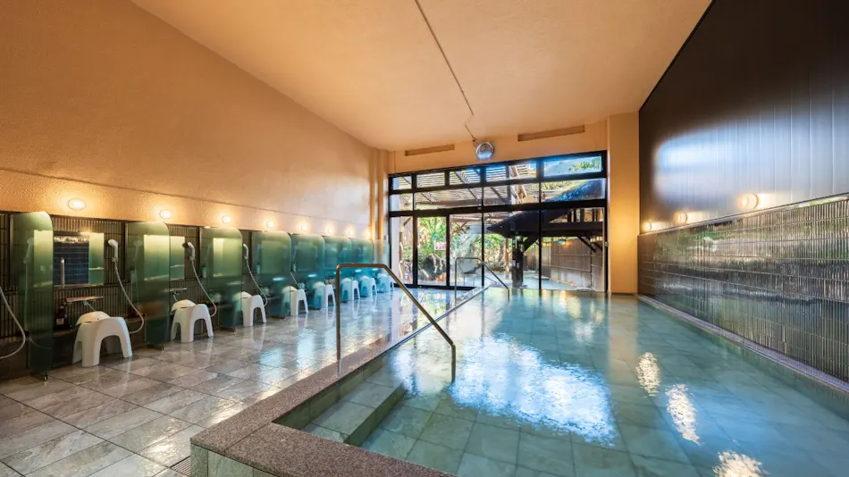 Oniyama Hotel: Beppu's Largest Open-Air Bath Accommodation