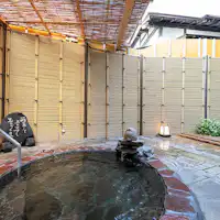【女性用露天風呂】古代檜の浴槽