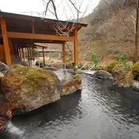 บ่อน้ำพุร้อนกลางแจ้ง