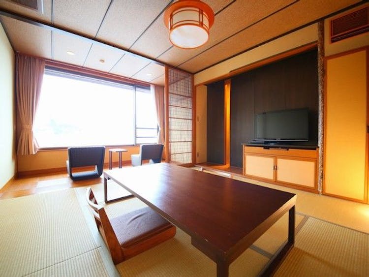 【本館3階】和室8畳　禁煙のサムネイル画像