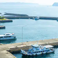 ทิวทัศน์ท่าเรืออันเงียบสงบ