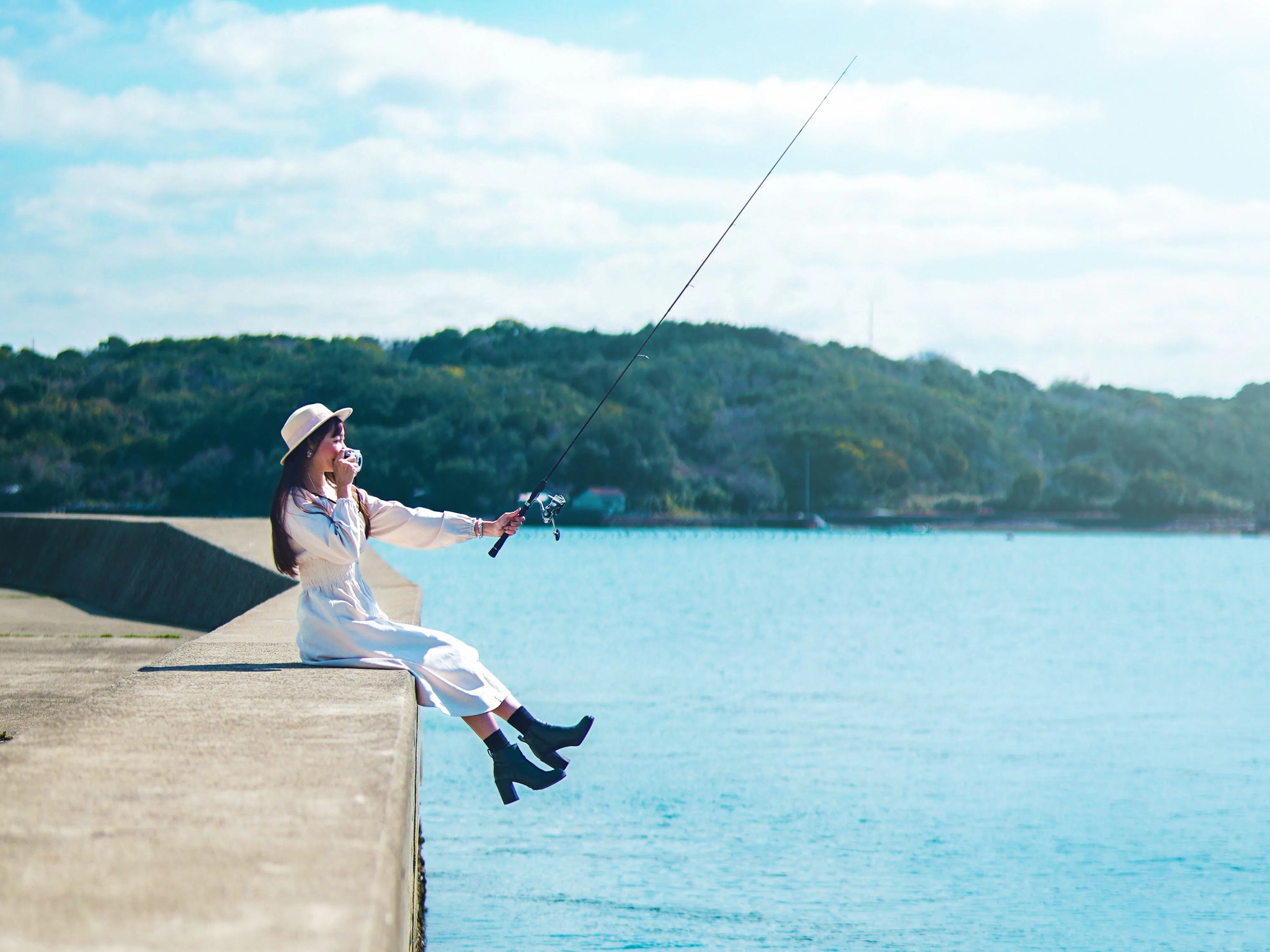 ขอเชิญเพลิดเพลินกับประสบการณ์ตกปลาด้วยเช่นกัน