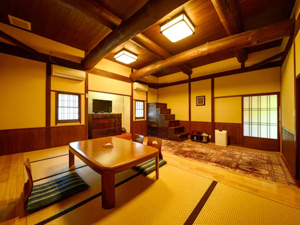 【一戸建て】露天付離れ(16畳)/ひまわり