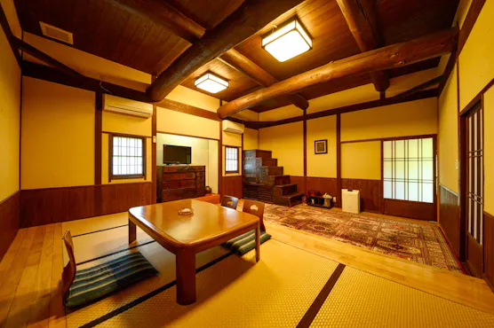 【一戸建て】露天付離れ(16畳)/ひまわり