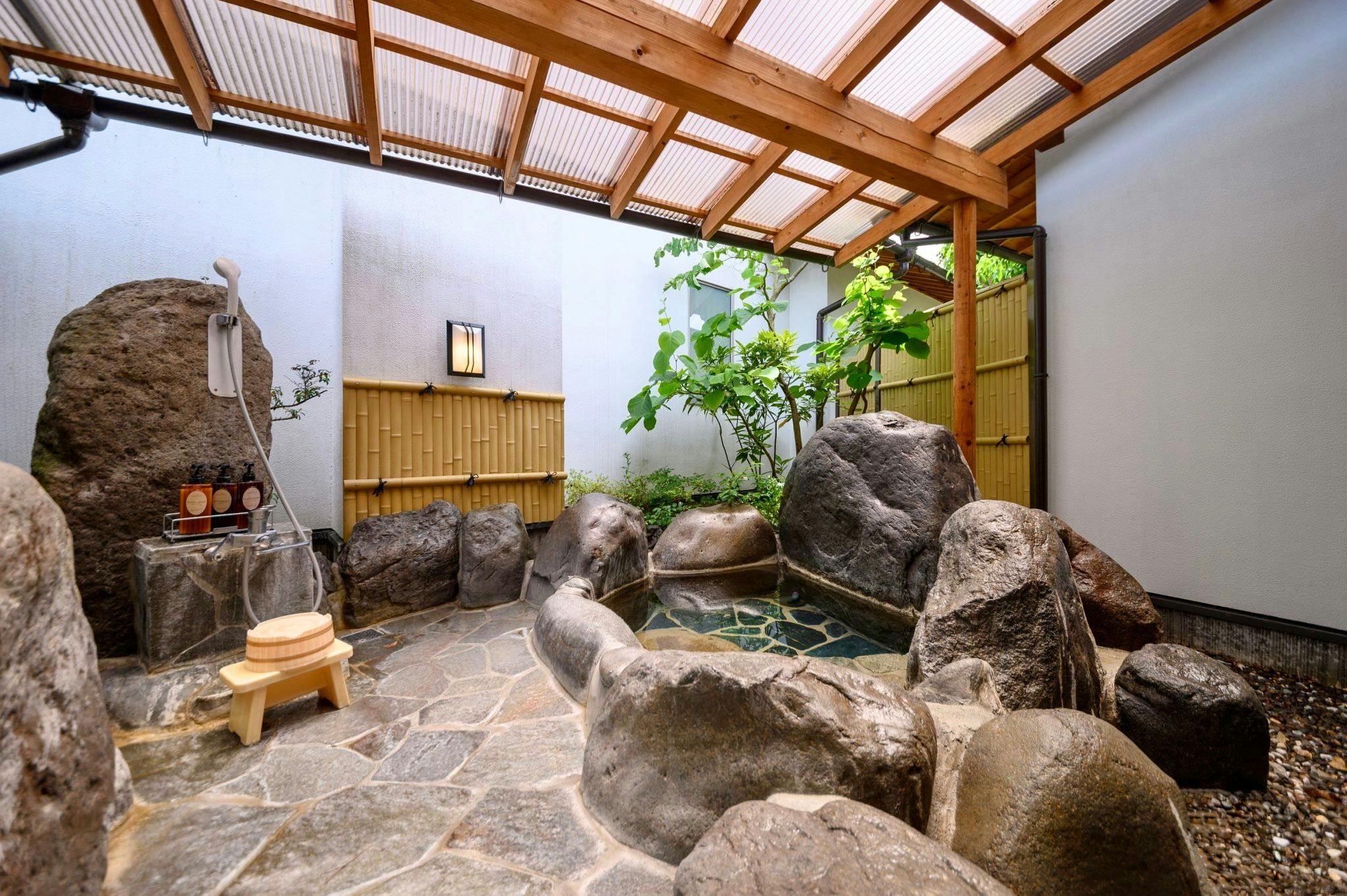 【Hanya untuk dewasa】Paviliun dengan pemandian terbuka Yamaboushi