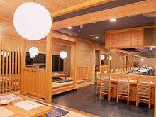 定山渓温泉でバスで送迎してくれる宿はありますか?