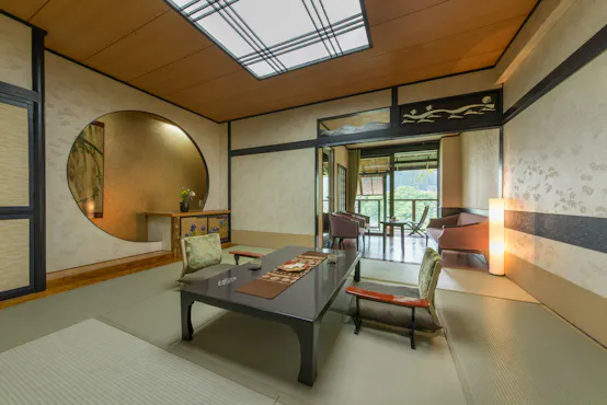 木の館-露天風呂付客室一例