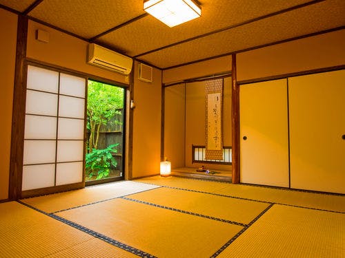 専用露天風呂付二間続きの客室一例