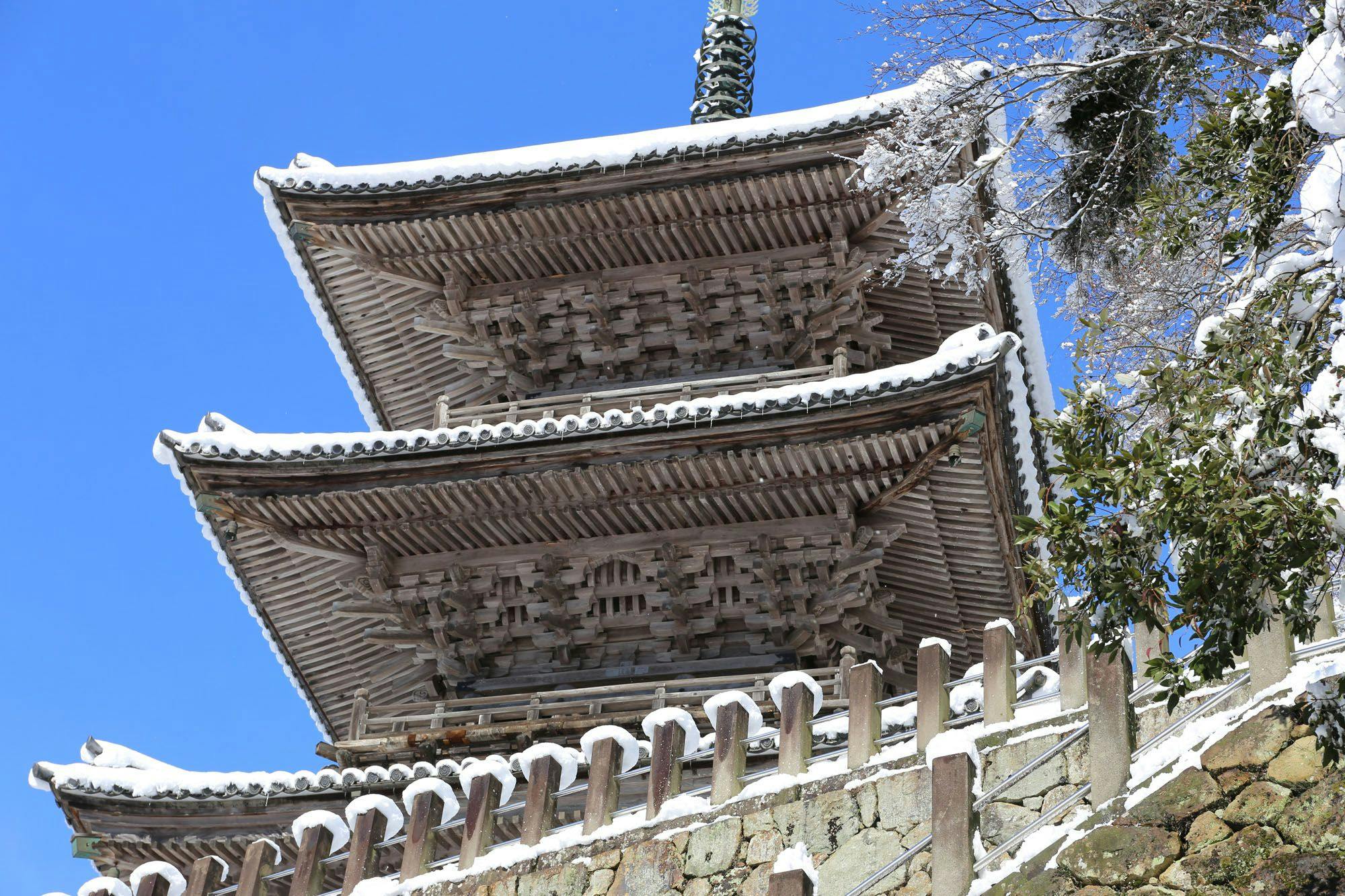 境内の宿 紅葉館