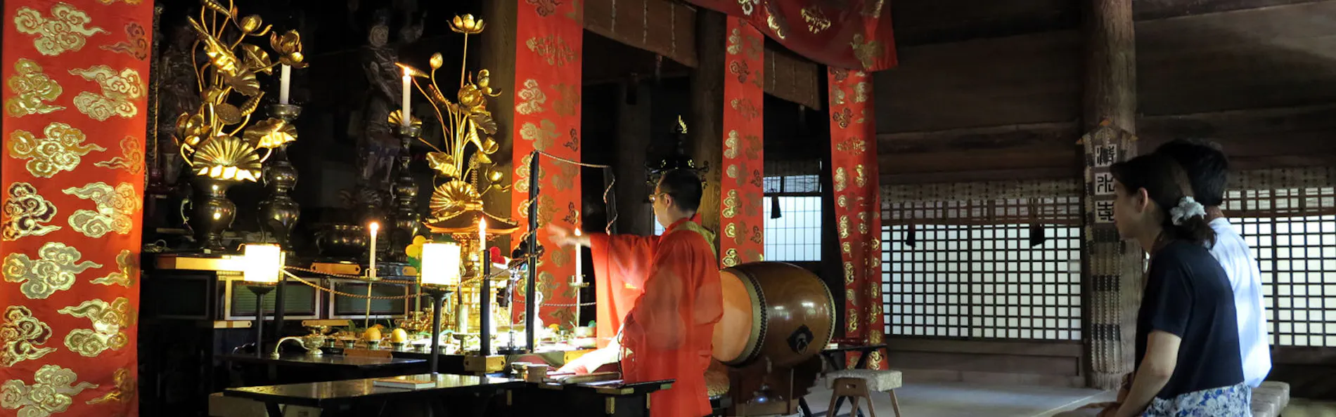 境内の宿 紅葉館