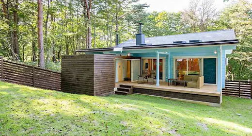 ซาวน่าและอ่างอาบน้ำกลางแจ้งพร้อม Log Premium Lumo