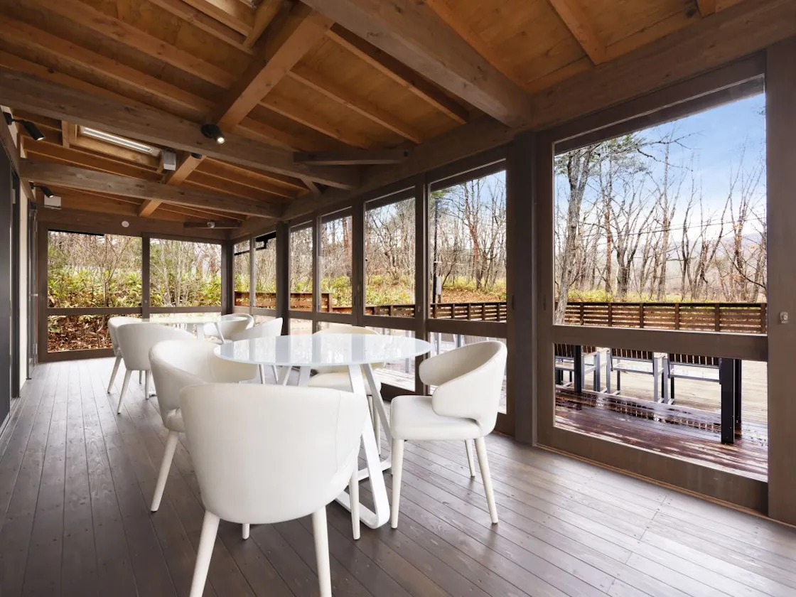 บูเกต์ (Bouquet) อินเนอร์เทอเรส