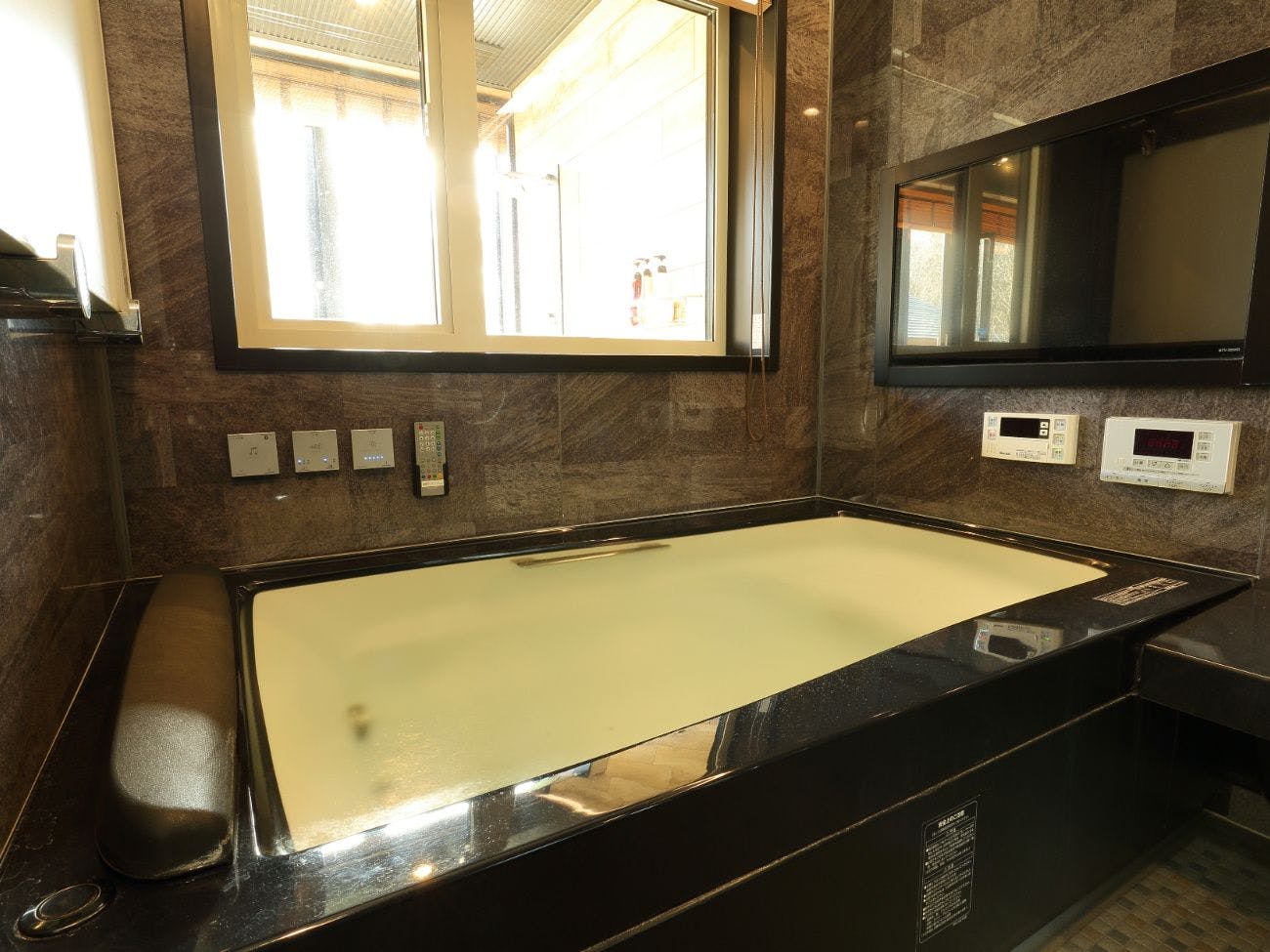 【大浴場付ハイグレードコテージ】オラヴィ