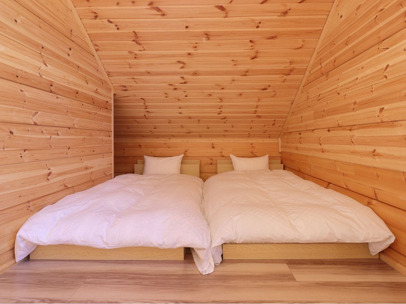 【露天風呂付ログプレミアム】木立