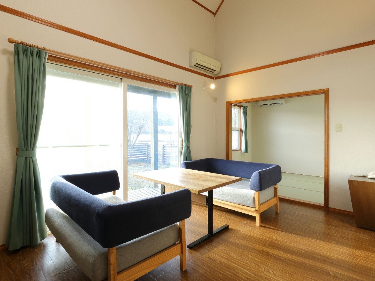 เลคไซด์ด็อกวิลล่า ประเภท B (B2)