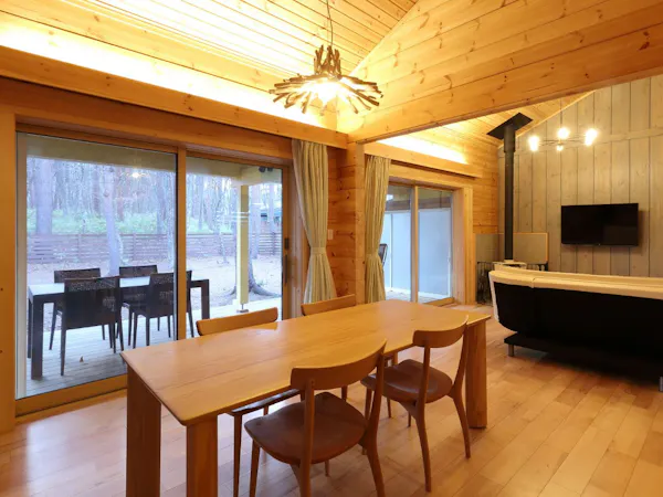 サウナ&露天風呂付ログプレミアム タイカ