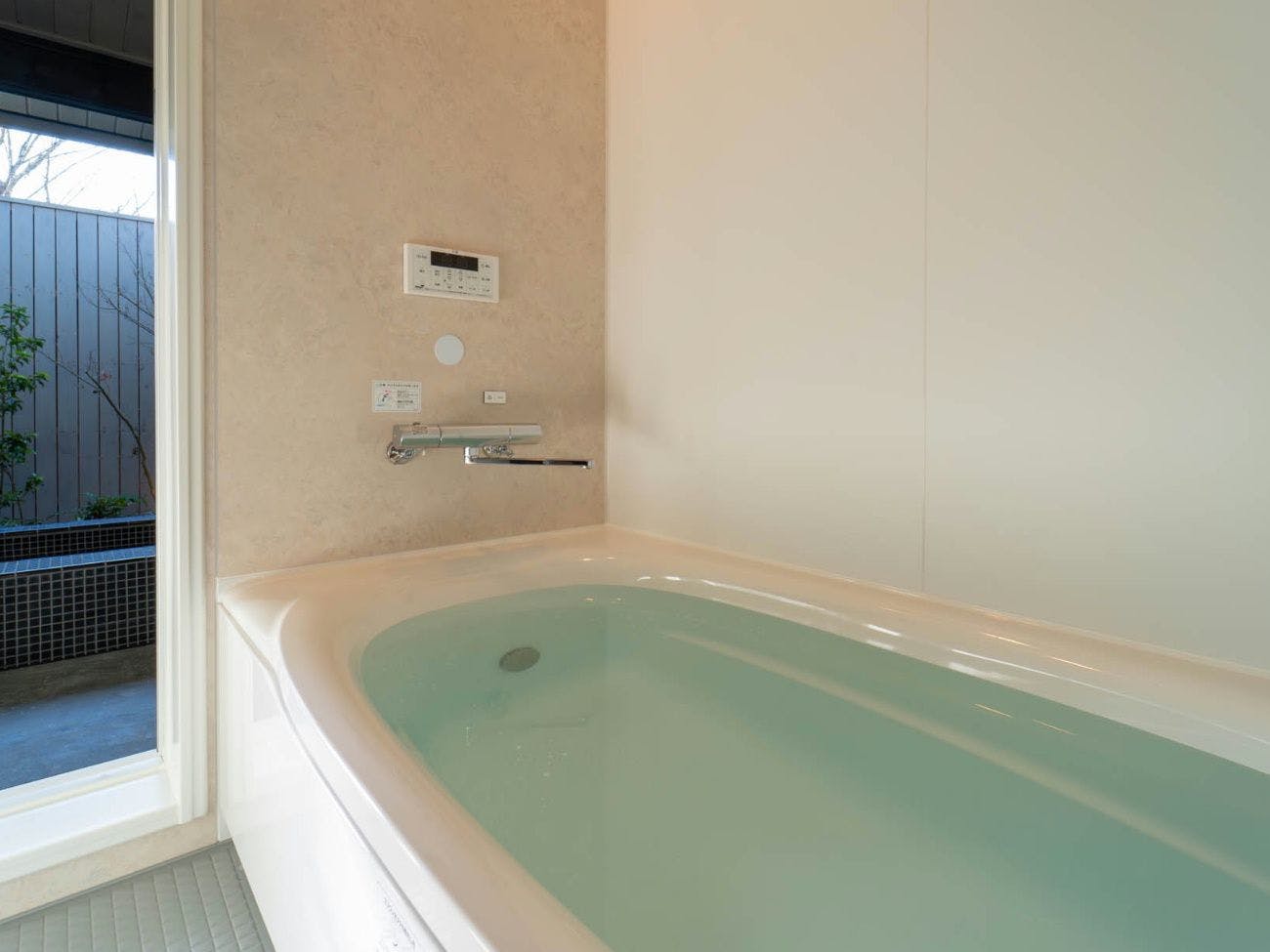 ガーデンサンテラス　浴室