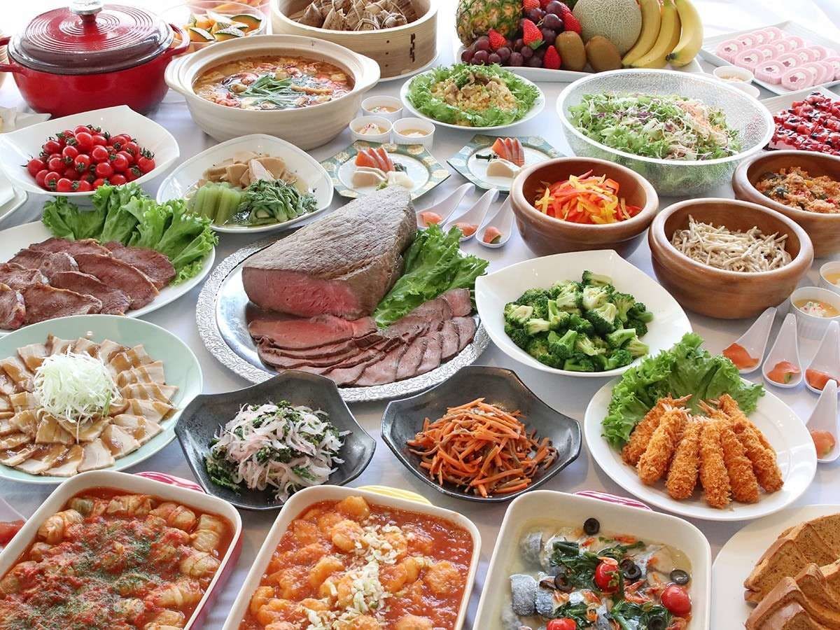 [บุฟเฟ่ต์อาหารเย็น (ภาพ)]