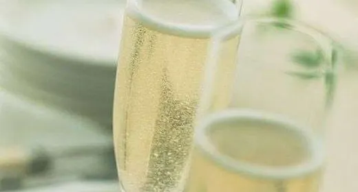 【ご夫婦・カップル】仲良しふたり旅!スパークリングワイン&オリジナルスイーツ付/夕食はバイキング