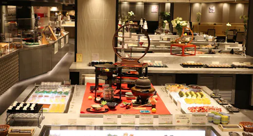 【抹茶&チョコレートフェア開催!4/1~6/14】リンツチョコレート付/和洋中100種のバイキング