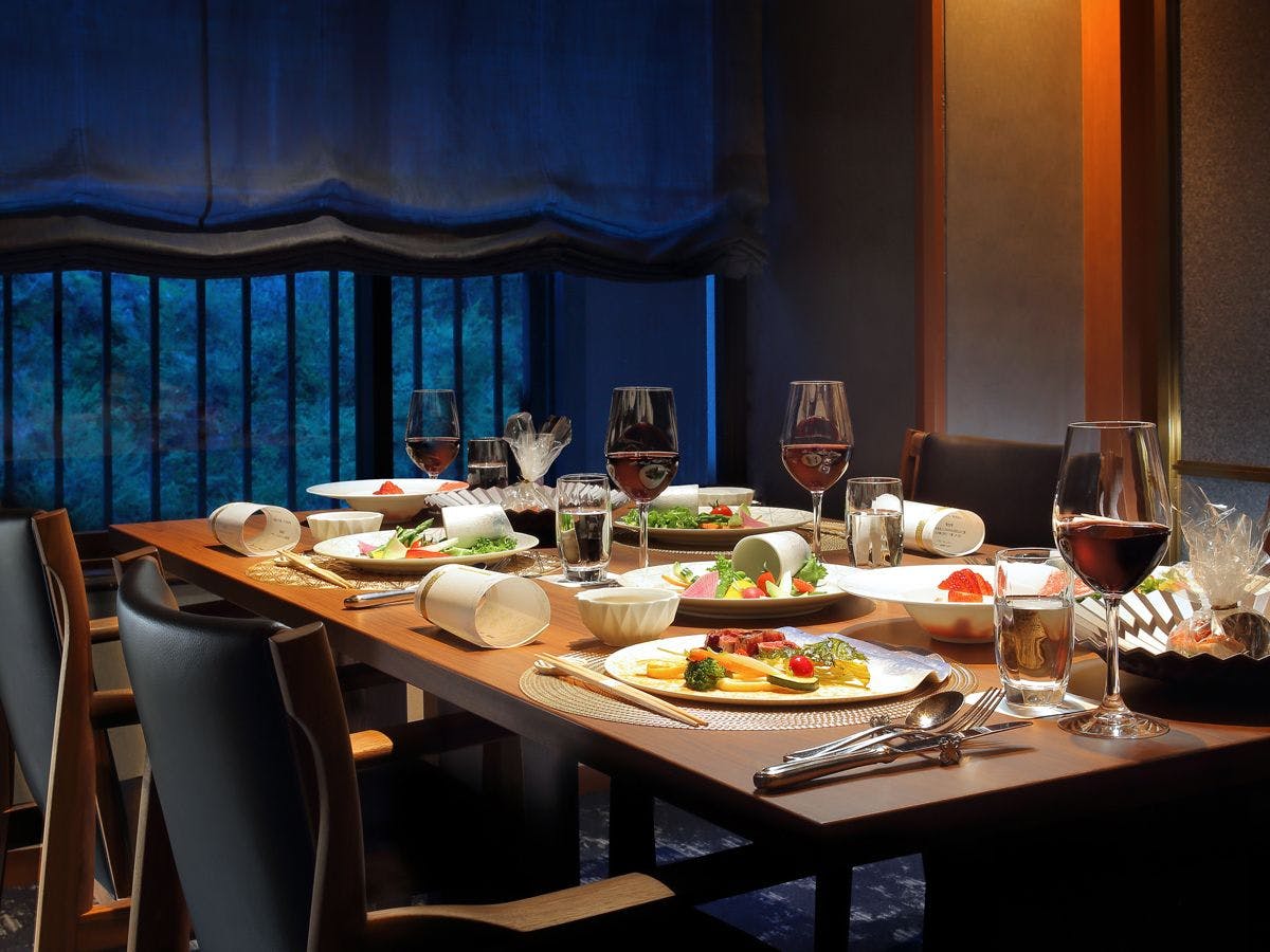 【創作料理（山吹-Yamabuki-）】夕食はレストランで創作料理プラン