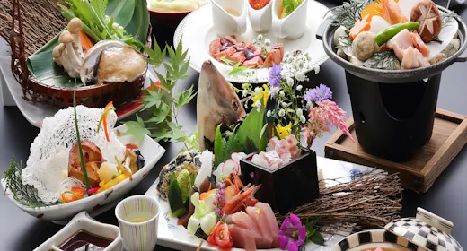 【事前決済で500円割引】特選和会席「瀬戸内鮮魚の姿造り」「鮑料理」「和牛ステーキ」付