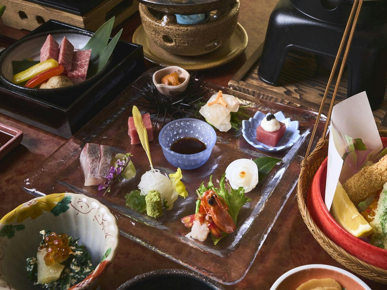 【広間席】料理長厳選　食の極会席　優雅なご夕食【夕朝食付き】