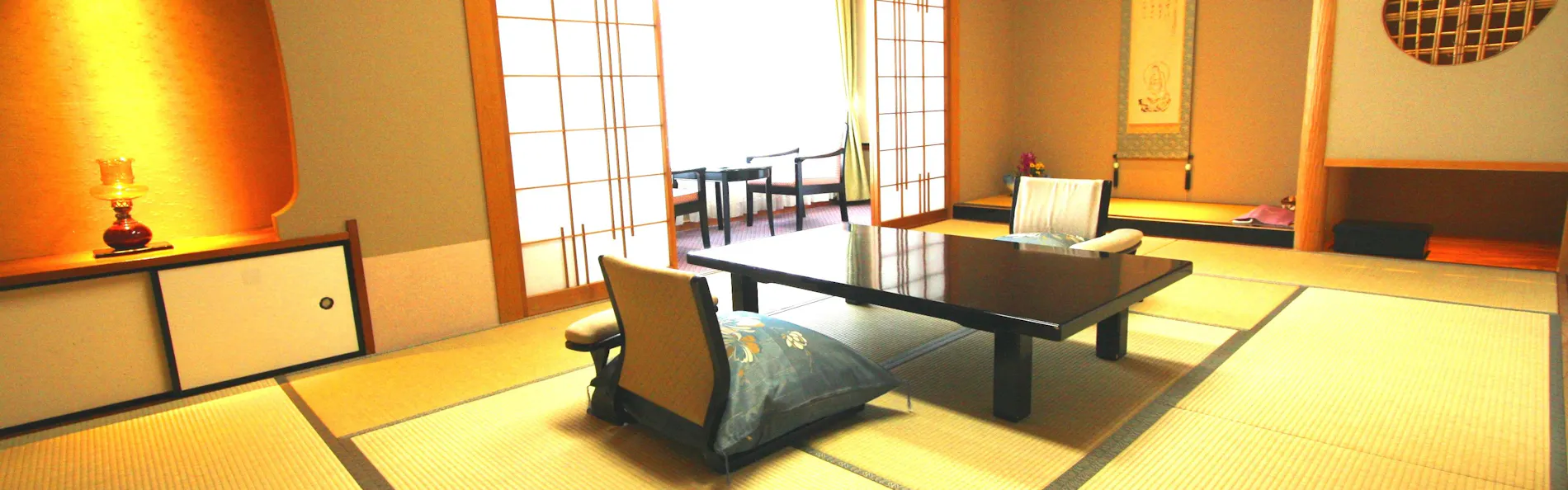 伊勢神宮のお膝元 鳥羽 胡蝶蘭