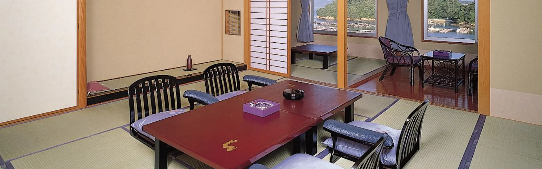 伊勢神宮のお膝元 鳥羽 胡蝶蘭