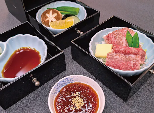 霜降り黒毛和牛の焼きしゃぶ(50~60g)