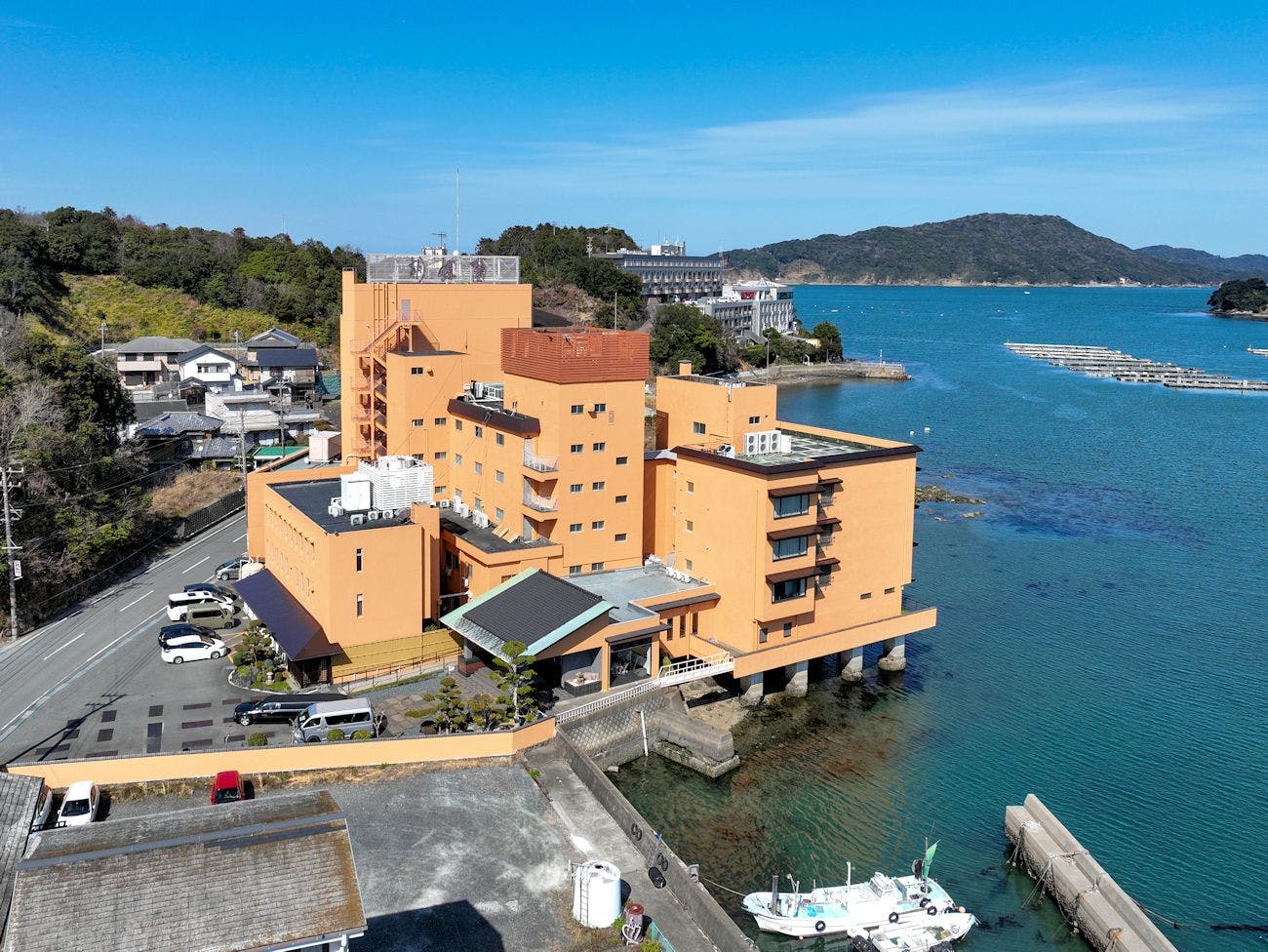 Exterior and Scenery