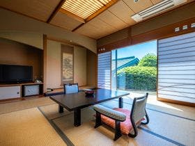 源泉かけ流しの宿　吟松亭あわしま