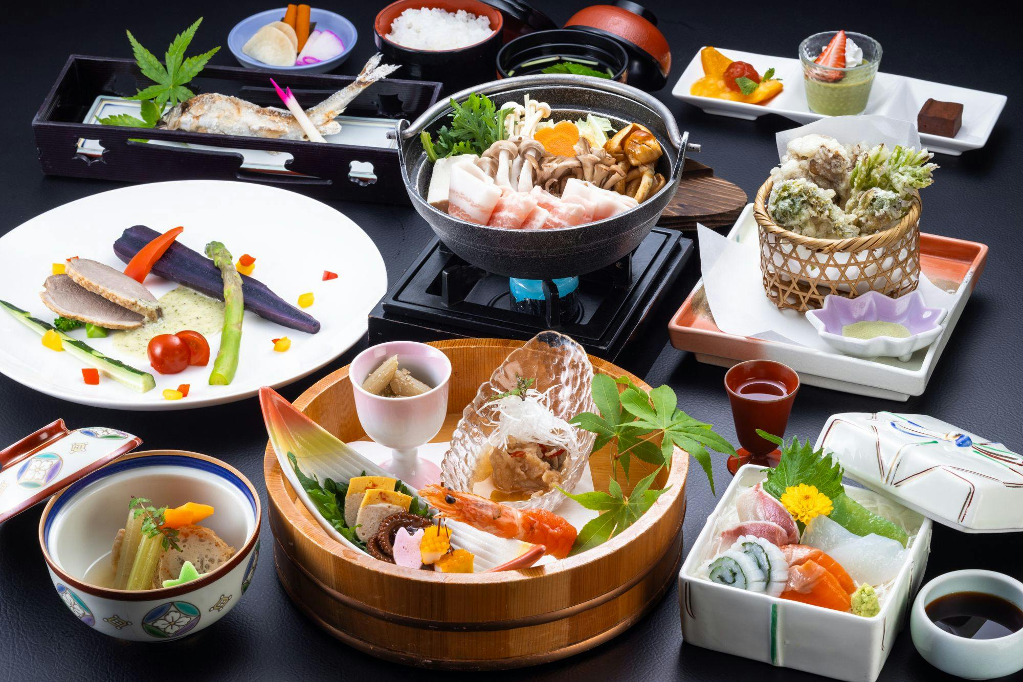 伝統の味「山賊鍋」をメインとした夕食懐石