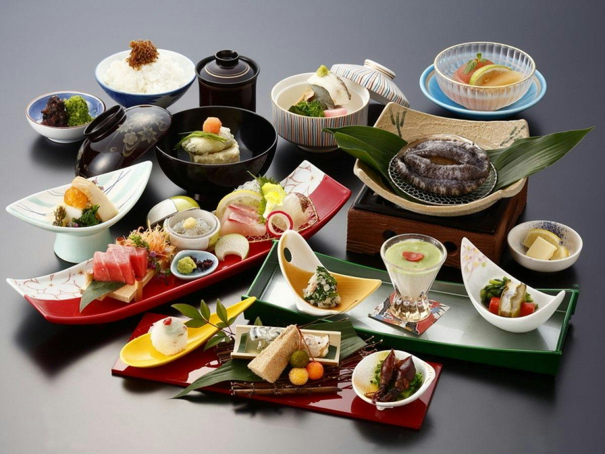 伊豆山温泉～メインは鮑の酒蒸し～鮑付和会席プラン