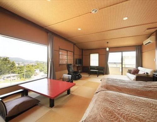 【山吹彩】蔵王を一望できる展望内風呂