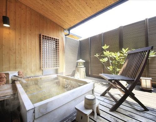 【萌黄彩】室内にはマッサージチェア