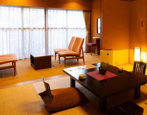 ＜源泉かけ流し＞半露天風呂付客室浅黄彩