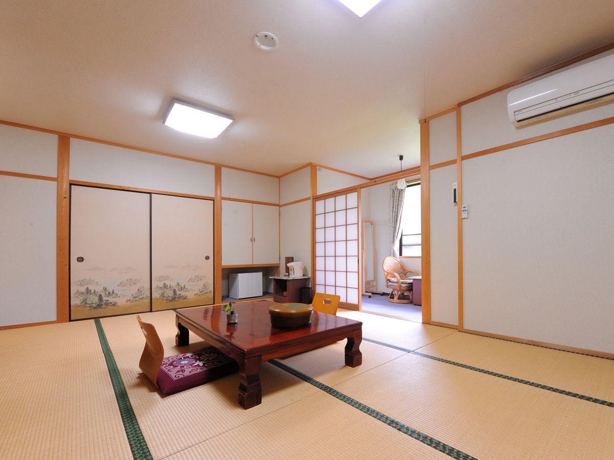 祖谷の宿　かずらや