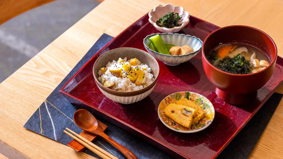 Hotel Kanazawa Zoushi: A Journey-Inspired Inn