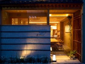 旅情の宿 ホテル金澤草紙