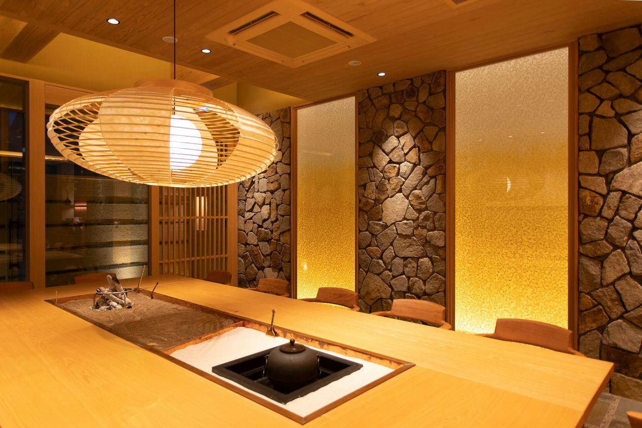 旅情の宿　ホテル　金澤草紙