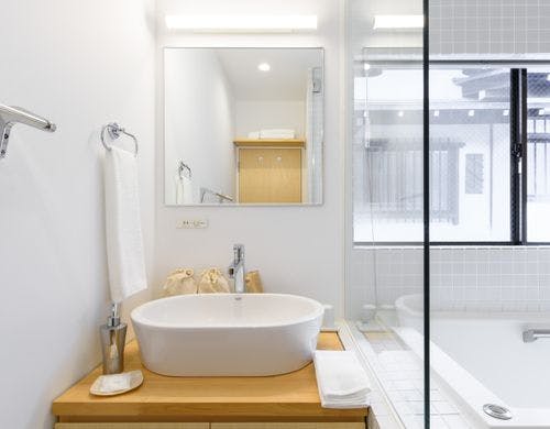 宿坊KANETSUNE　キングルーム　洗面所