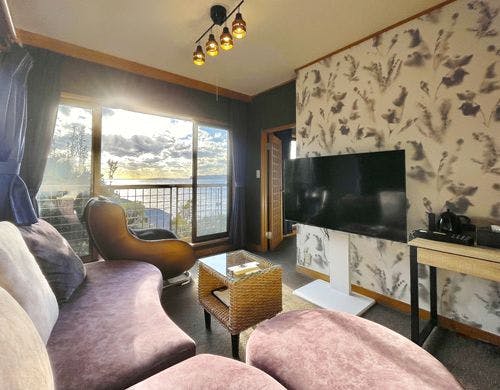 海の見えるリビング8畳＋和室8畳＋6畳一例