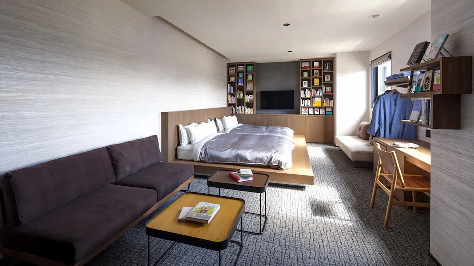 Neohas Book and Hotel
