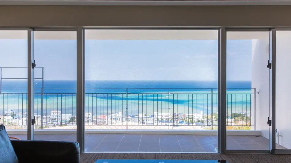 Condominium T-Room
